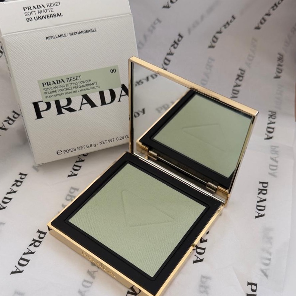 PRADA - Picture 2 of 2